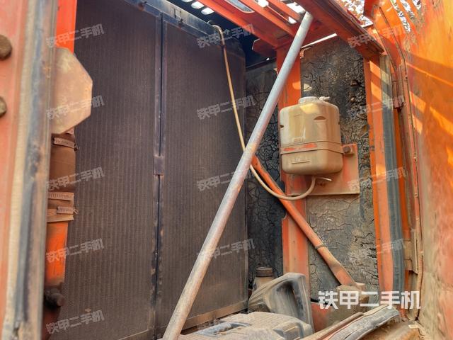 液壓泵室（大件艙室）