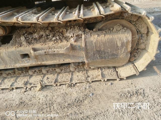 右侧行走马达盖板（行走机构）