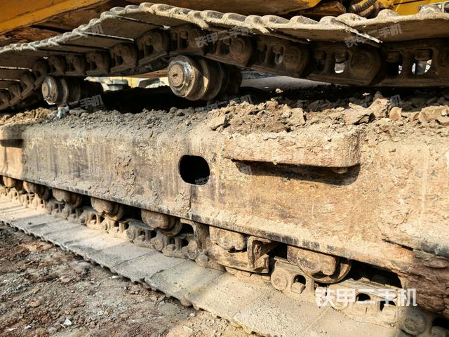 左导向轮（行走机构）