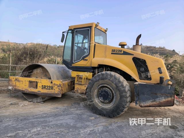 左后45°（壓路機(jī)整機(jī)外觀）