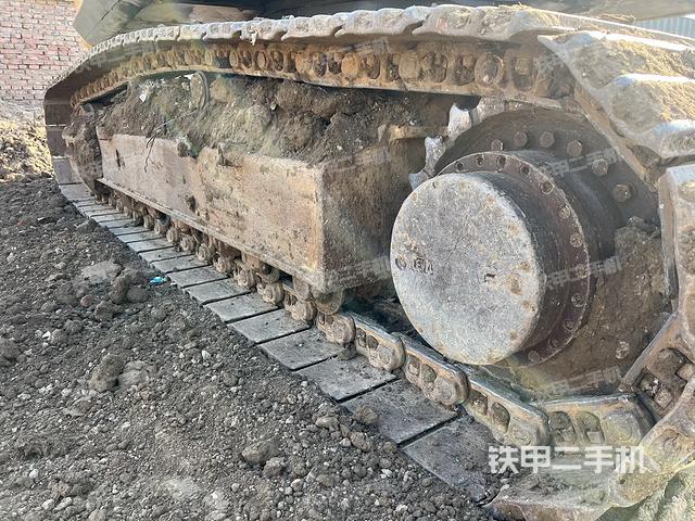 单侧履带整体（整机外观）