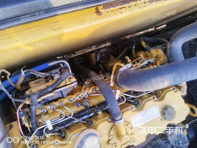 中央回转接头特写（上车部件）