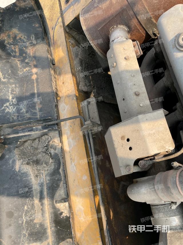 气门室盖螺丝特写（上车部件）