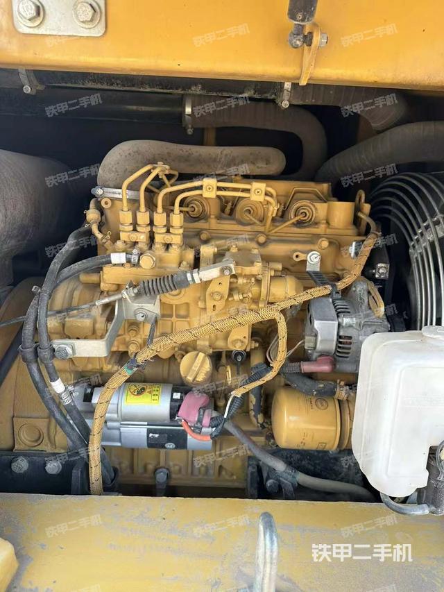 發(fā)動機(jī)整體俯視（整機(jī)外觀）