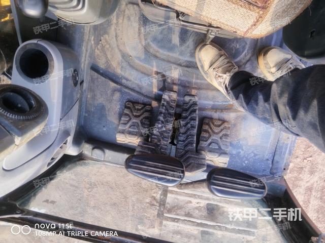 座椅后部（驾驶室部分）