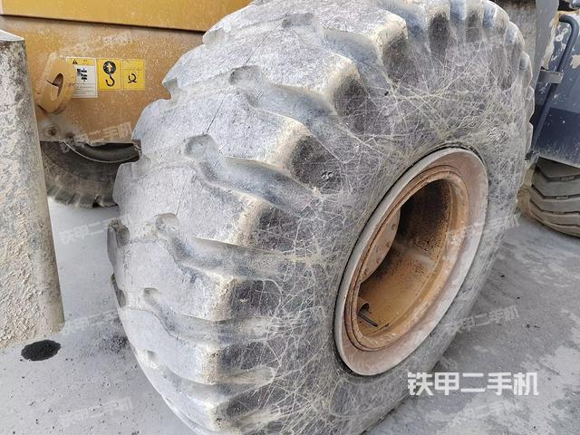 左后轮（行走机构）