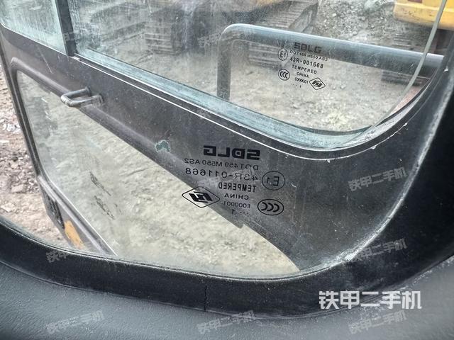 驾驶室左前45度（驾驶室部分）