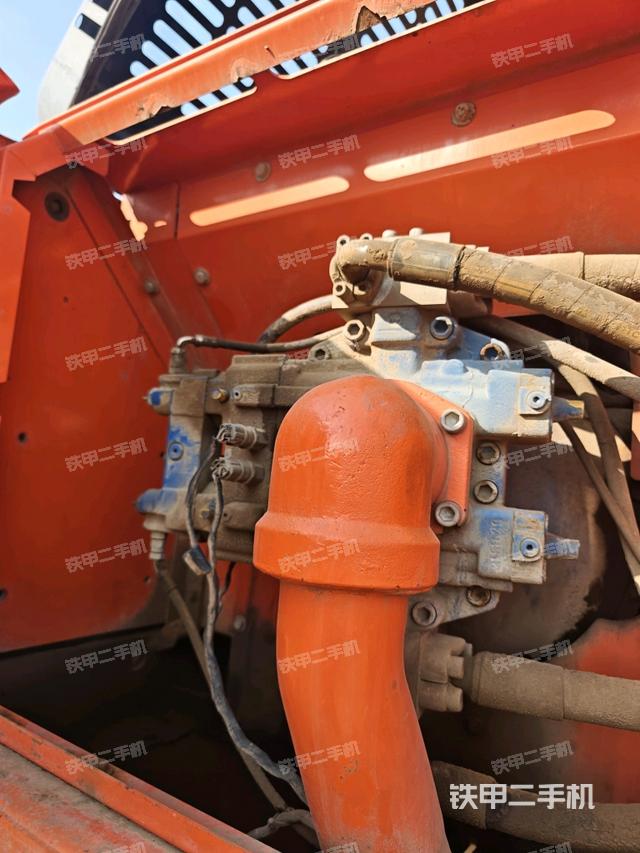 液压泵斜45 左（大件舱室）