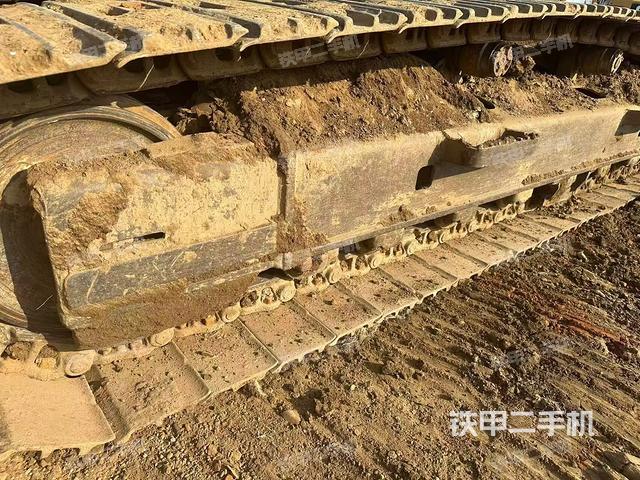 单侧履带整体（整机外观）