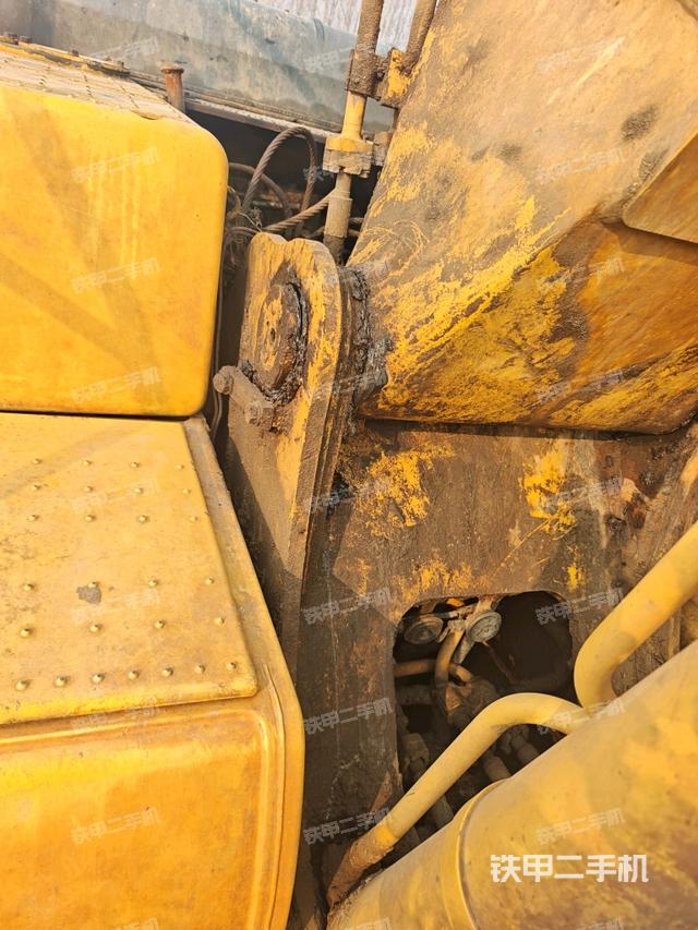 大臂根部 斜视（工作和回转装置）