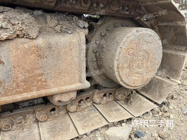 右侧履带整体（行走机构）