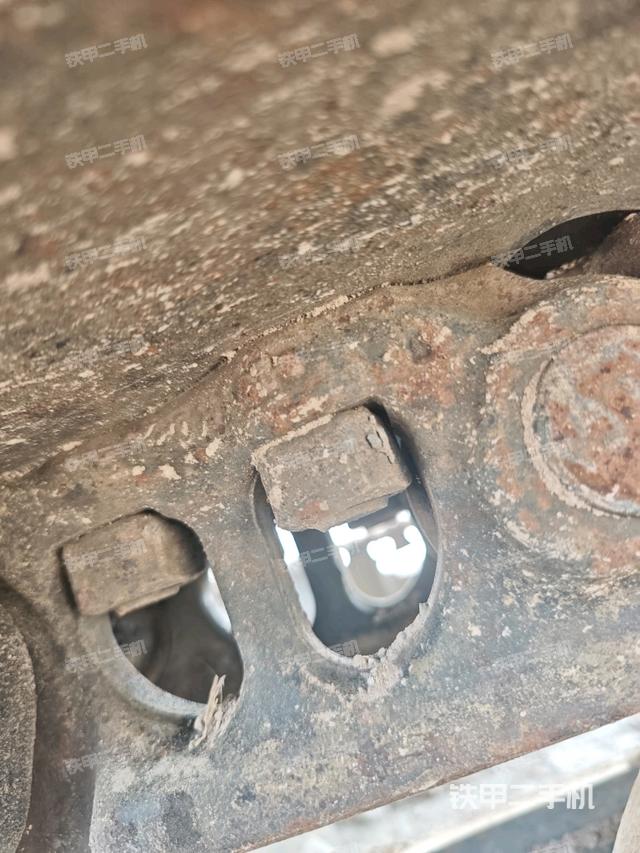 左导向轮（行走机构）