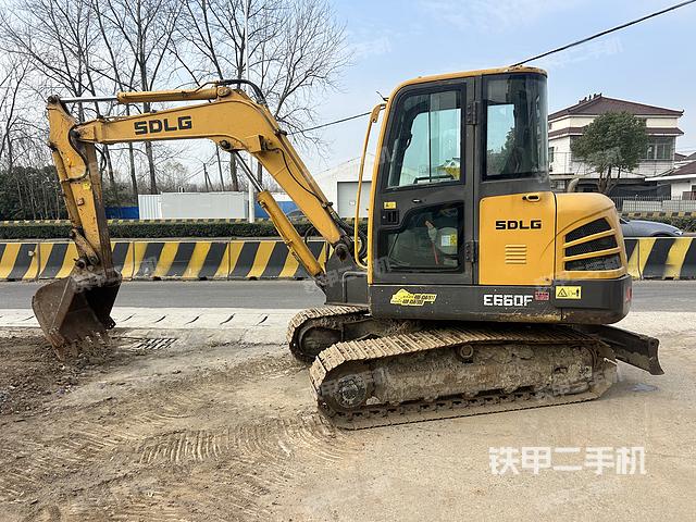 山东临工E660F挖掘机