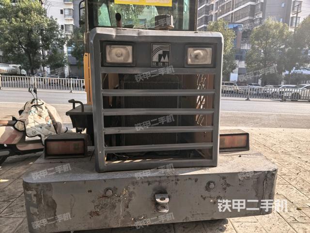 正后方（整机外观）