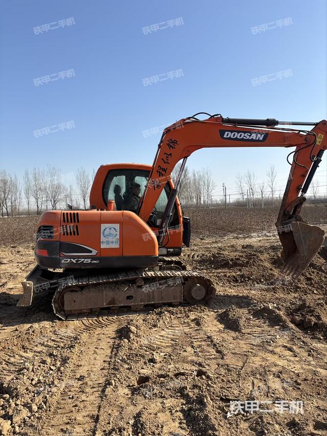 整机右后45°（整机外观）