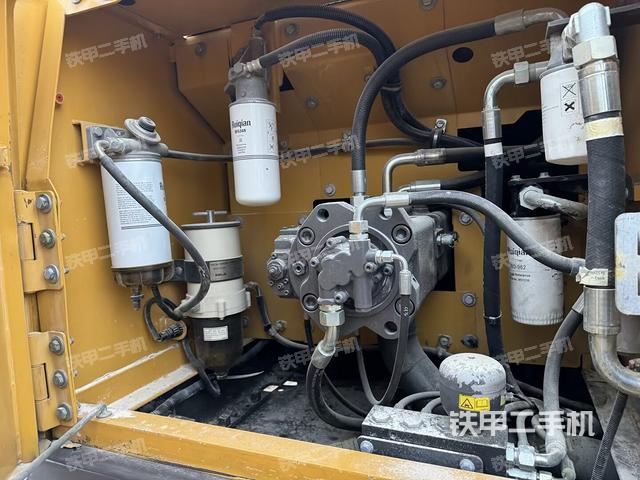 液压泵室（大件舱室）