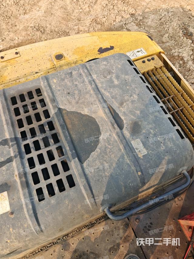 气门室盖螺丝特写（上车部件）