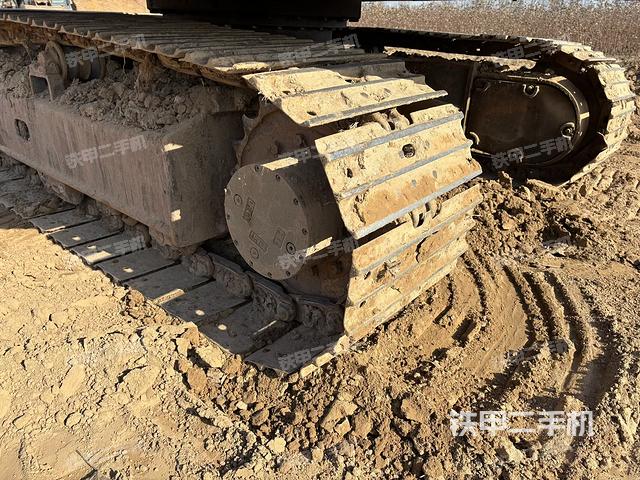 单侧履带整体（整机外观）