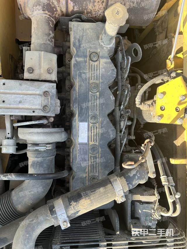 发动机整体俯视（整机外观）