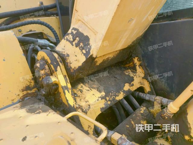 大臂根部 斜（工作和回转装置）