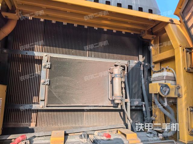 液压泵斜45 左（大件舱室）