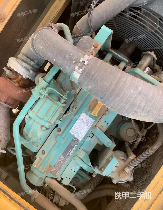 发动机整体俯视（整机外观）