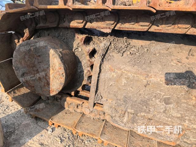 右侧履带整体（行走机构）