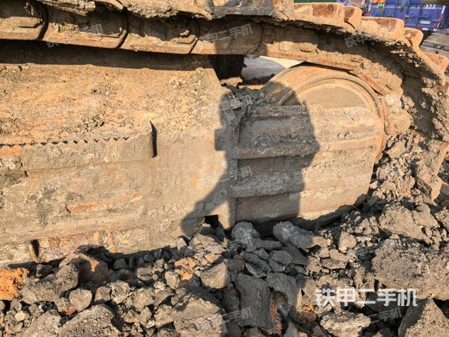 左驱动轮（行走机构）