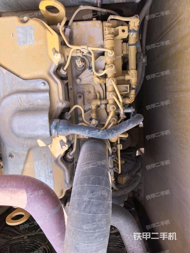 中央回转接头特写（上车部件）