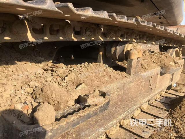 单侧履带整体（整机外观）