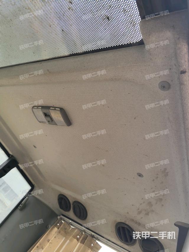 顶棚整体（驾驶室部分）