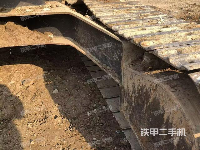 单侧履带整体（整机外观）