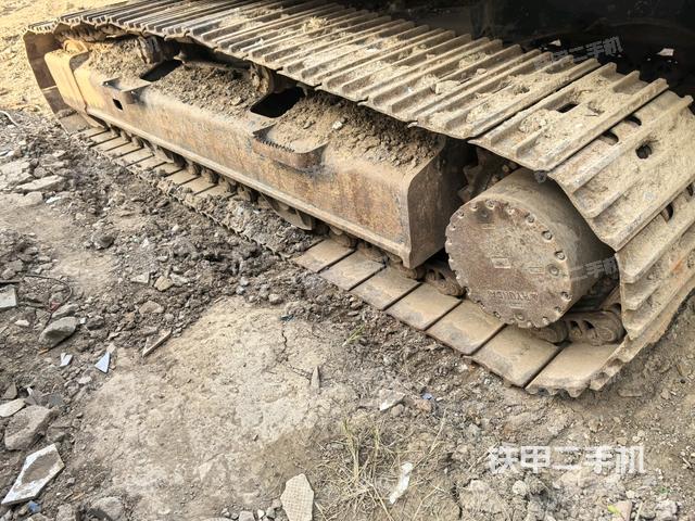 左侧履带整体 （行走机构）