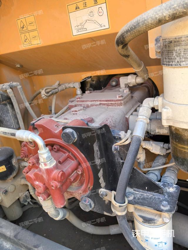 液压泵斜45 左（大件舱室）