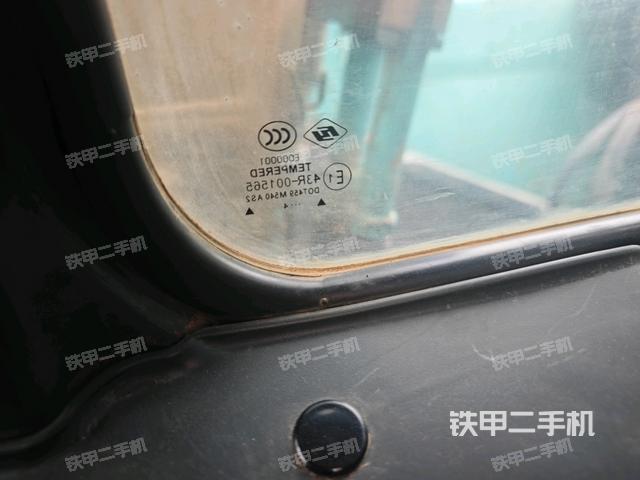 驾驶室整体（整机外观）