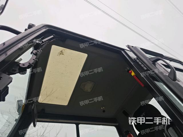 顶棚整体（驾驶室部分）