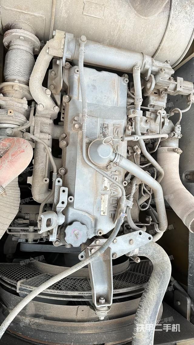 气门室盖螺丝特写（上车部件）