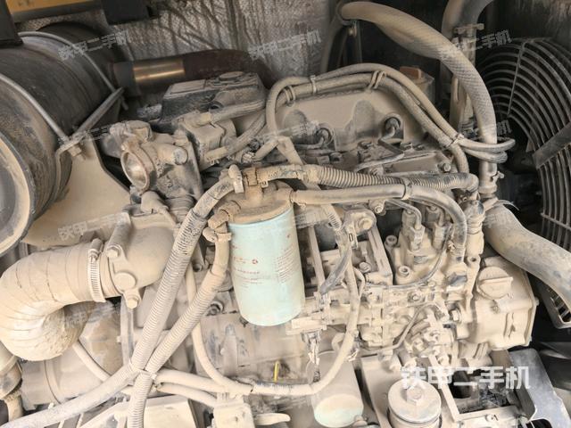 发动机室（上车部件）