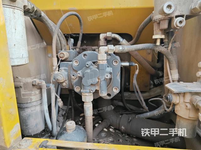 液压泵室（大件舱室）