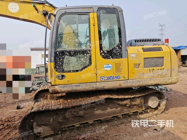 徐工XE135D挖掘机