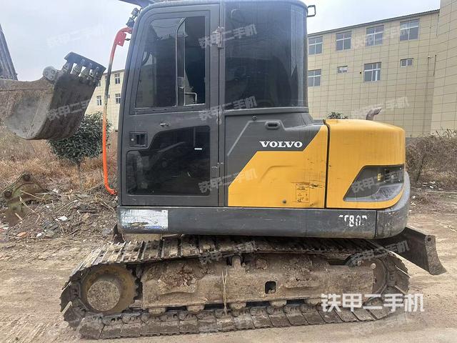 驾驶室整体（整机外观）