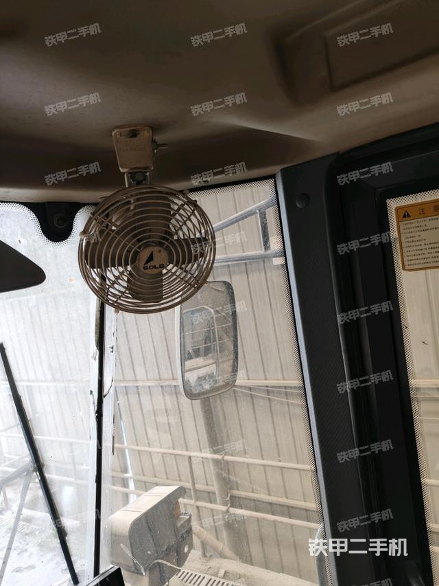 顶棚整体  内（驾驶室部分）