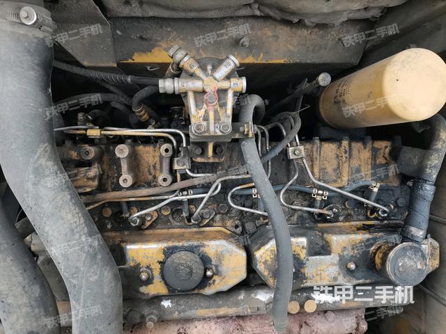 气门室盖螺丝特写（上车部件）