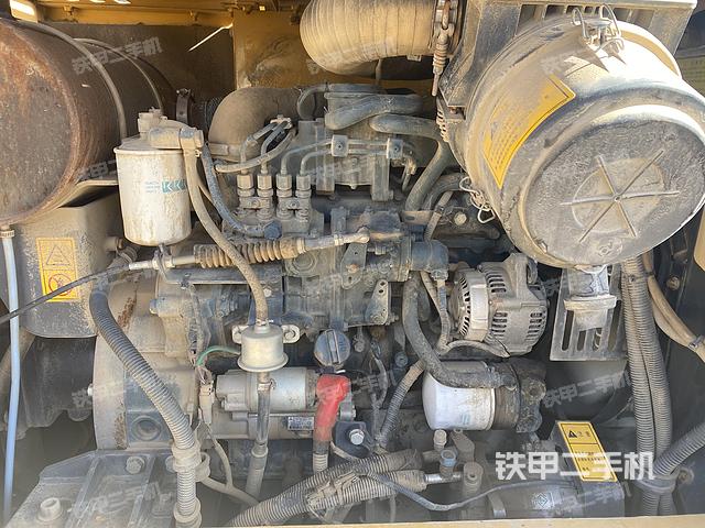 发动机整体俯视（整机外观）