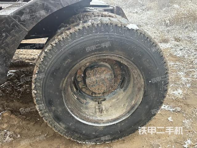 单侧履带整体（整机外观）