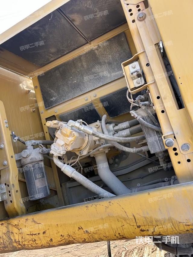 液压泵室（大件舱室）