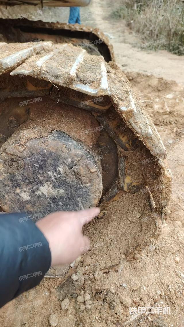 单侧履带整体（整机外观）