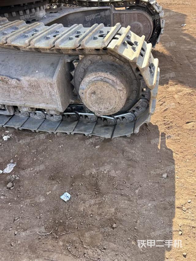 右侧行走马达盖板（行走机构）