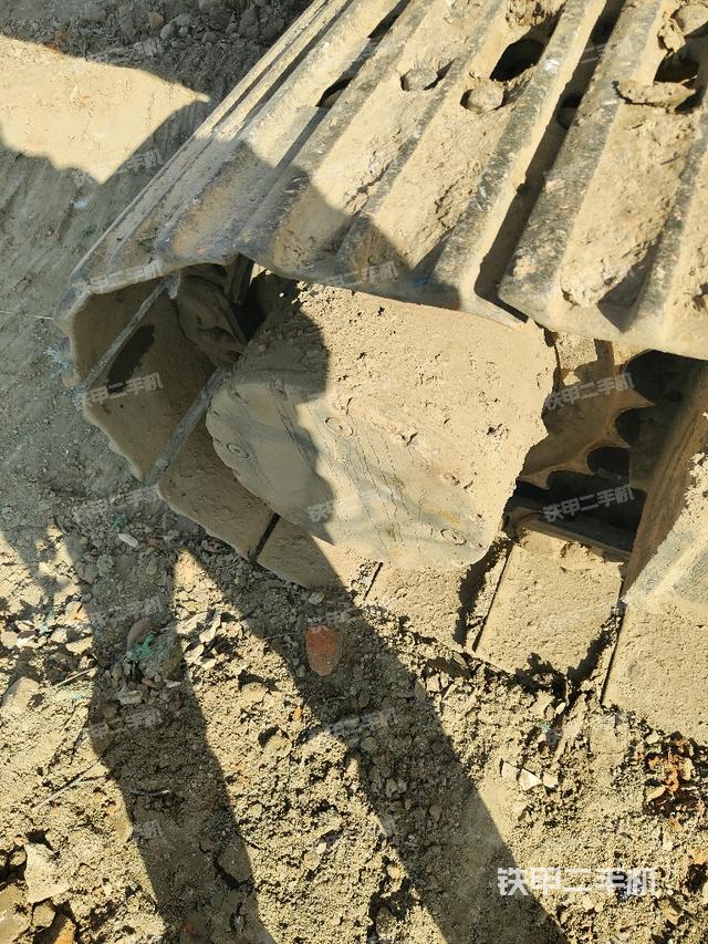 左驱动轮（行走机构）