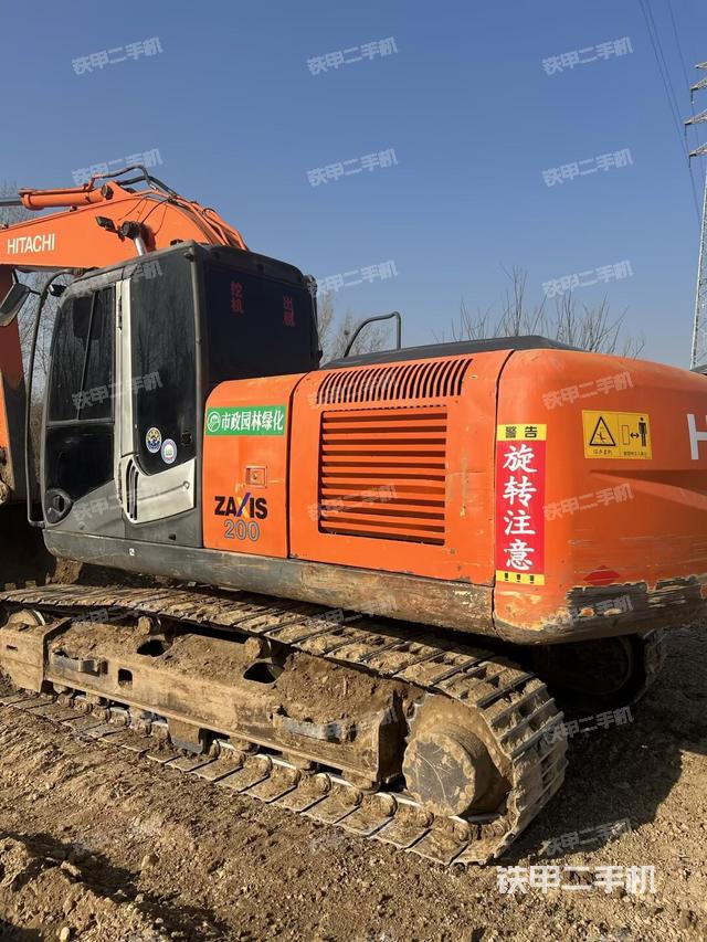 日立ZX200-3挖掘机
